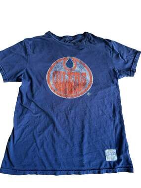 Retro Sport Edmonton Oilers Distressed Logo Blue T-Shirt Size L